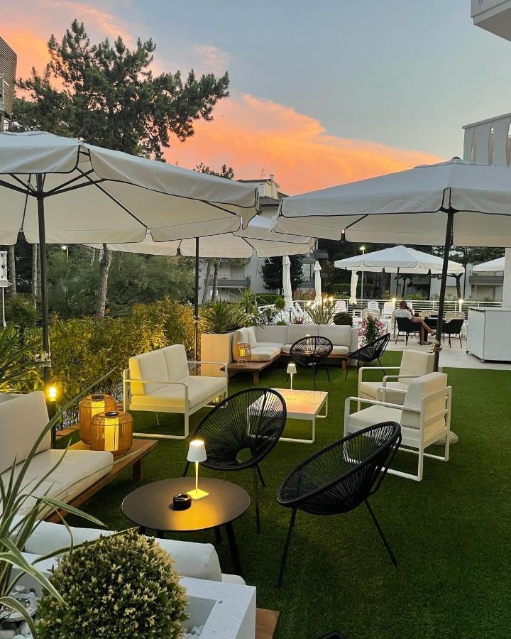 Hotel San Francisco Lignano Sabbiadoro Extérieur photo
