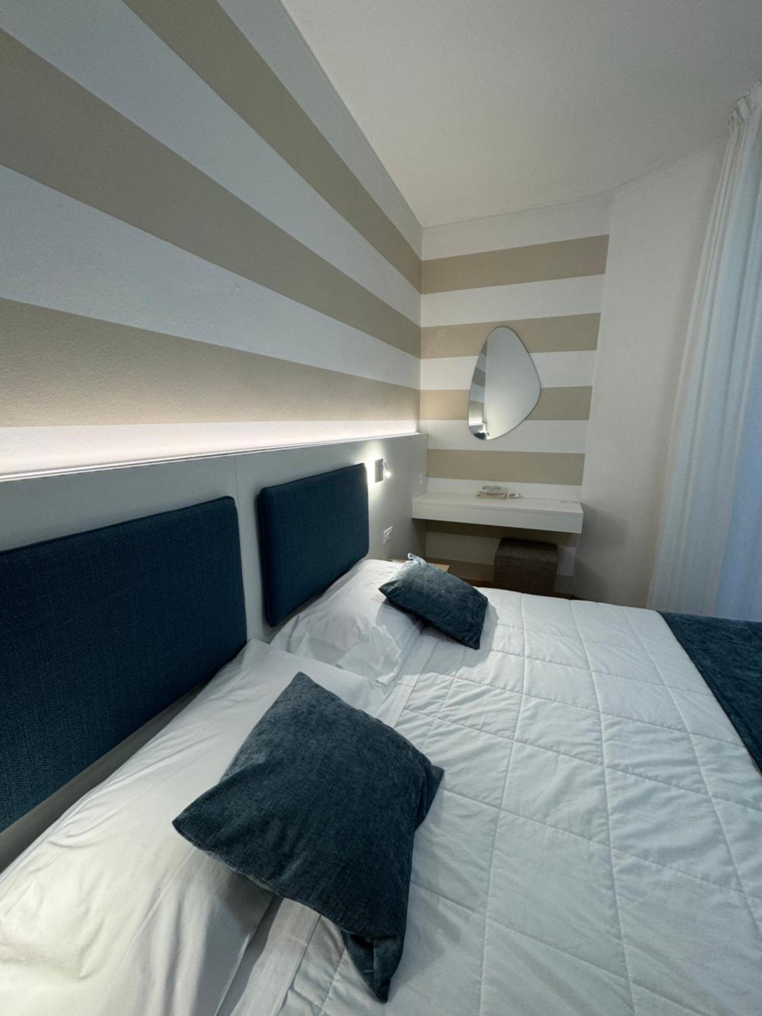 Hotel San Francisco Lignano Sabbiadoro Extérieur photo